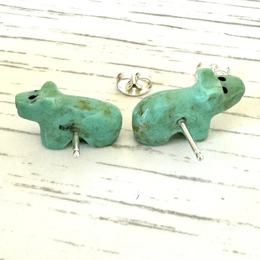Zuni Bear Fetish Stud Earrings 15mm Turquoise Carved Sterling Post Native Amer
